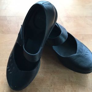 Dansko Mary Janes